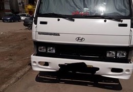 کامیونت هیوندا مدل ۸۲