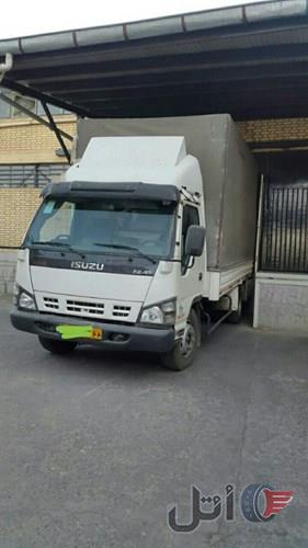 دو دستگاه ایسوزو 6تن مدل 86 و 88 اتاق چادری