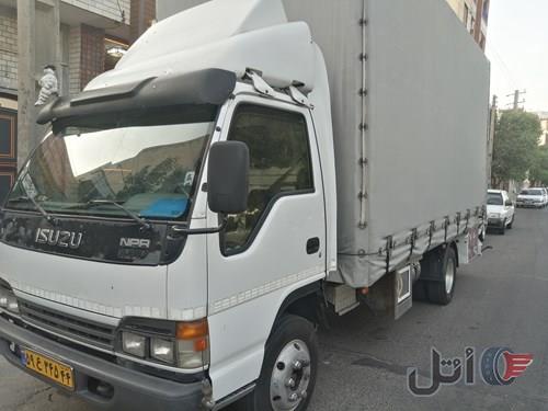 ایسوزو 85چهار چراغ