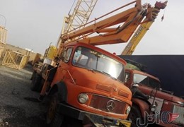 کامیون بنز ٩١١ بالابر
