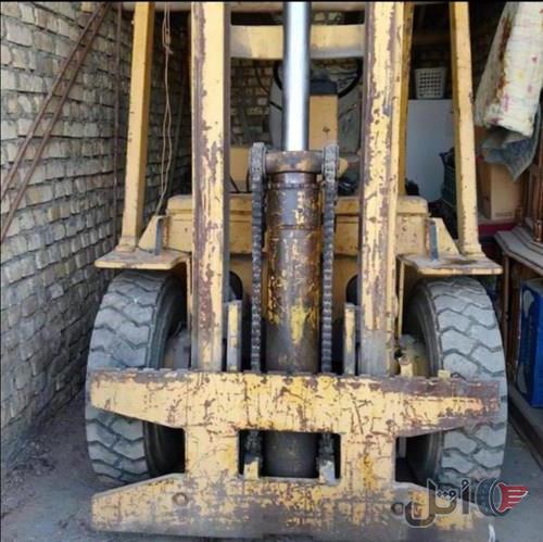 لیفتراک چهار تن کاترپیلار