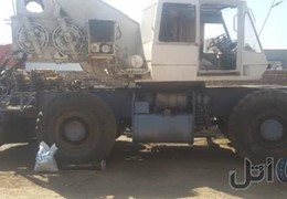 جرثقیل 25تن کارگاهی کوماتسو
