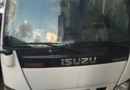 کامیونت ایسوزو 5200