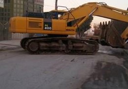 بیل کوماتسو PC400