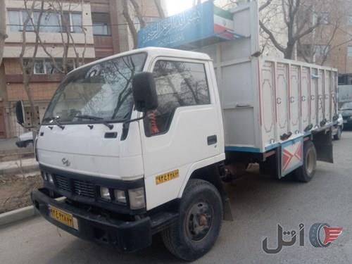کامیونت هیوندا ۱۱ سال خواب