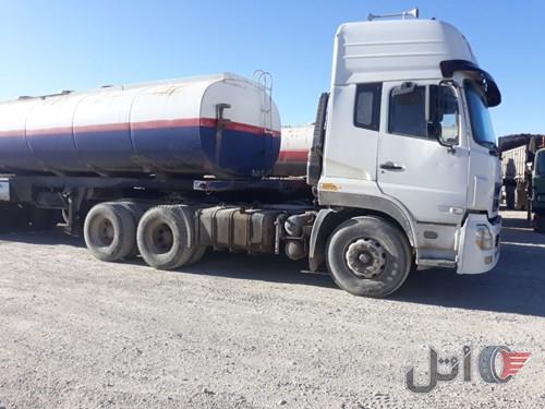 نیسان دانگ فنگ به همراه تانکر