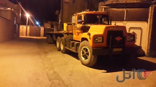 کشنده ماک بهمراه تریلی