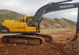 بیل مکانیکی ولوو۲۱۰ مدل۲۰۱۰