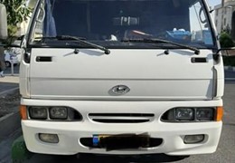 مینی بوس هیوندای فروشی فوری