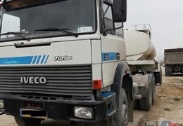 ایویکو 330
