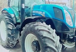 تراکتور نیوهلند۶۰۹۰