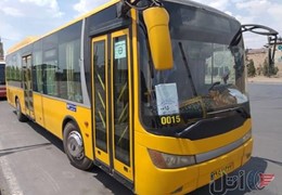 اتوبوس شهری مشغول به کار