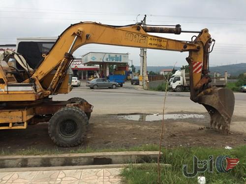 بیل مکانیکی ٩١٢