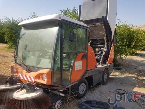 کامیونت جاروخیابانی