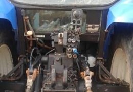 تراکتور نیوهلند مدل85