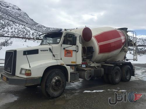 کامیون میکسر ولو ان ال١٠
