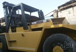 لیفتراک 15 تن کاترپیلار