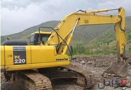 بیل کوماتسو۲۰۱۰