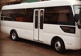 مینی بوس ایسوزو درحدصفر