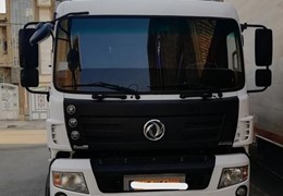 تک باری کاویان ، عروسک