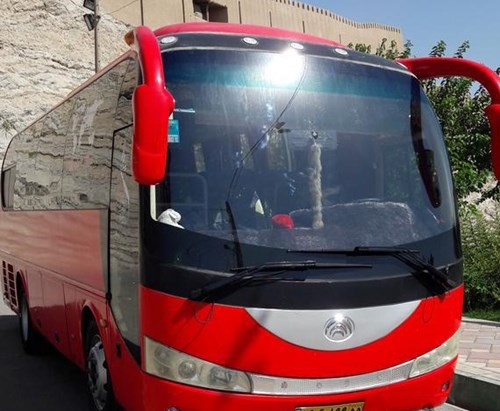 میدل باس یوتانگ