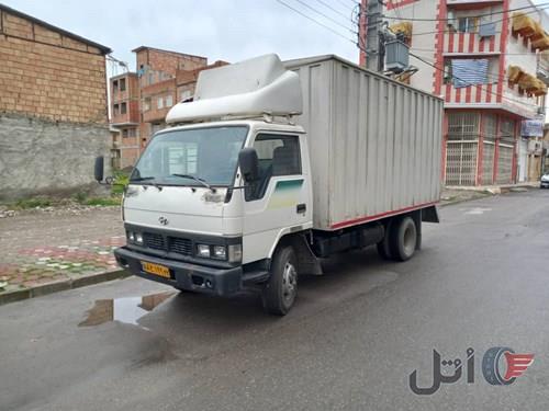 کامیونت مدل ۸۸ بی رنگ