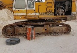 یک دستگاه بیل مکانیکی لیبهر ۹۶۲